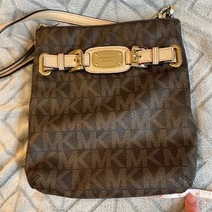 Michael Kors Crossbody